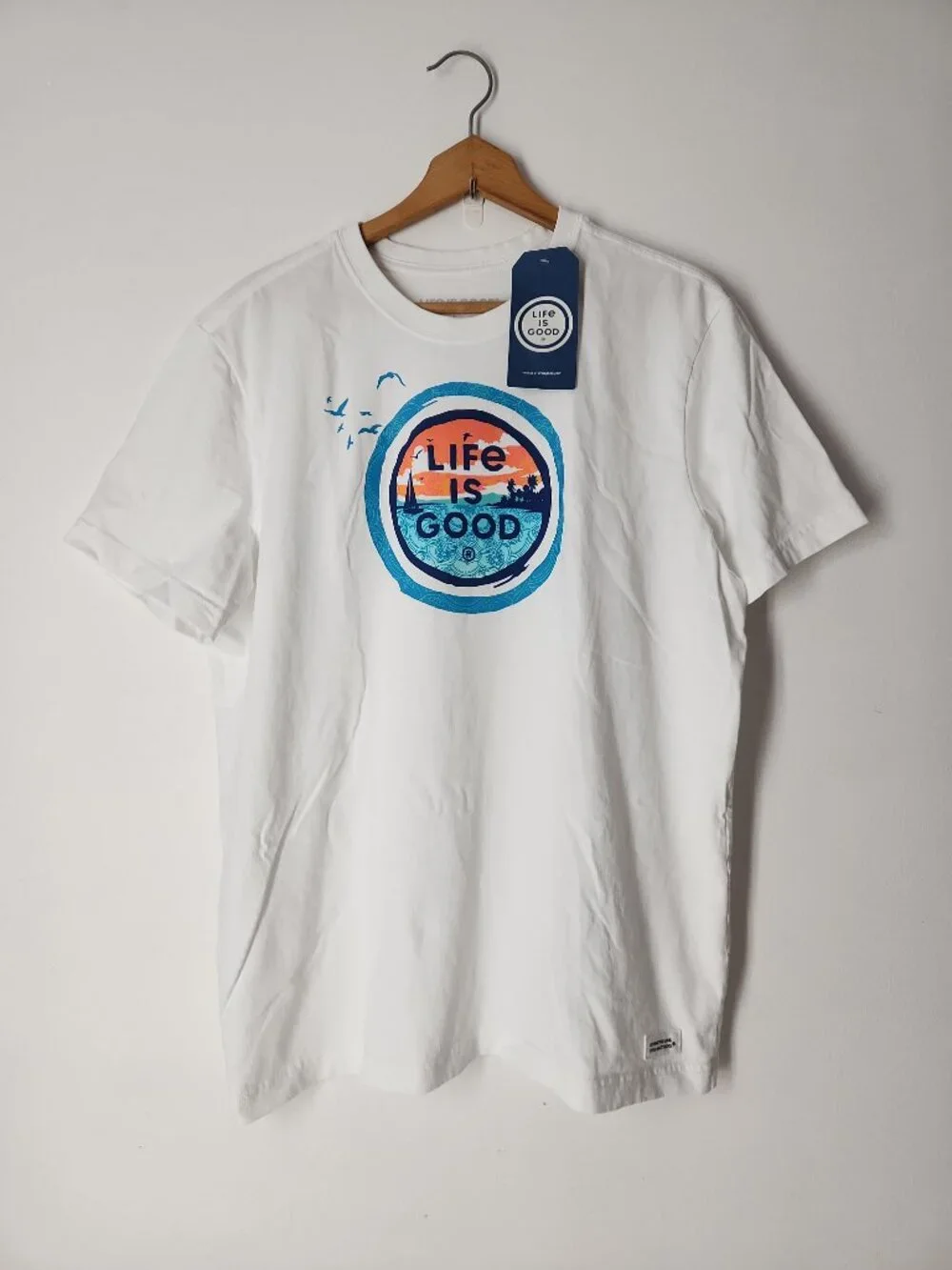 Life is Good Men's Crusher Tee short sleeve Cloud White Ocean Coin L NWT_2